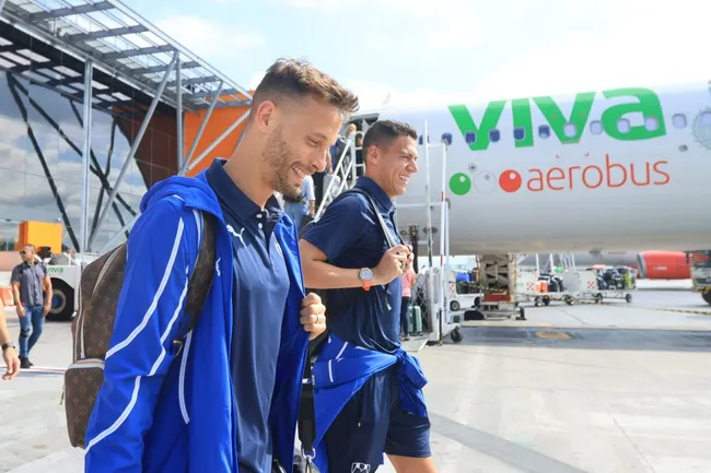 Rayados emprendió su viaje hacia Playa del Carmen. (Rayados oficial)