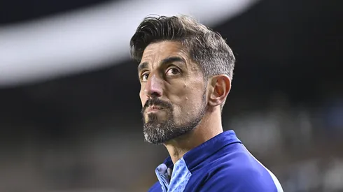 Querétaro, Querétaro, 31 de octubre de 2023. Veljko Paunovic, director técnico durante el partido de la jornada 15 del torneo Apertura 2023 de la Liga BBVA MX, entre los Gallos Blancos del Querétaro y las Chivas Rayadas del Guadalajara, celebrado en el estadio La Corregidora. Foto: Imago7/ Etzel Espinosa