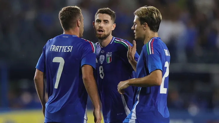 Los jugadores de Italia celebran el gol de Frattesi en el amistoso internacional ante Bosnia.