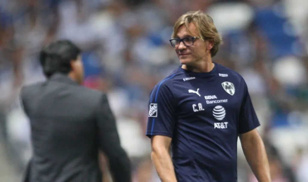 Claudio Arzeno estuvo en Rayados acompañando el ciclo de Diego Alonso (IMAGO)