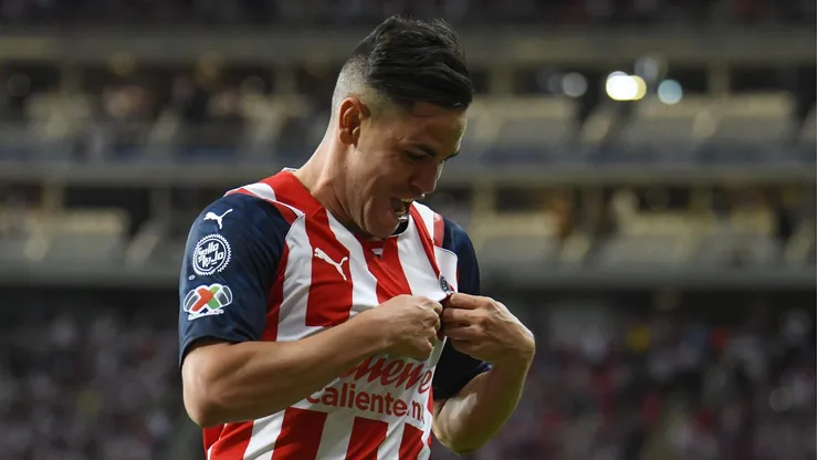 Eduardo Torres se despide de Chivas