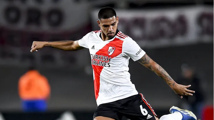 El defensa central llegará proveniente de River Plate.