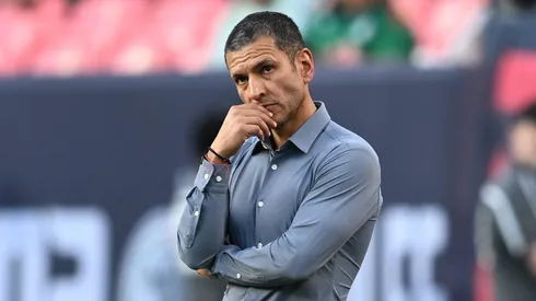 Lozano fue blanco de cuestionamientos tras la abultada caída ante Uruguay.