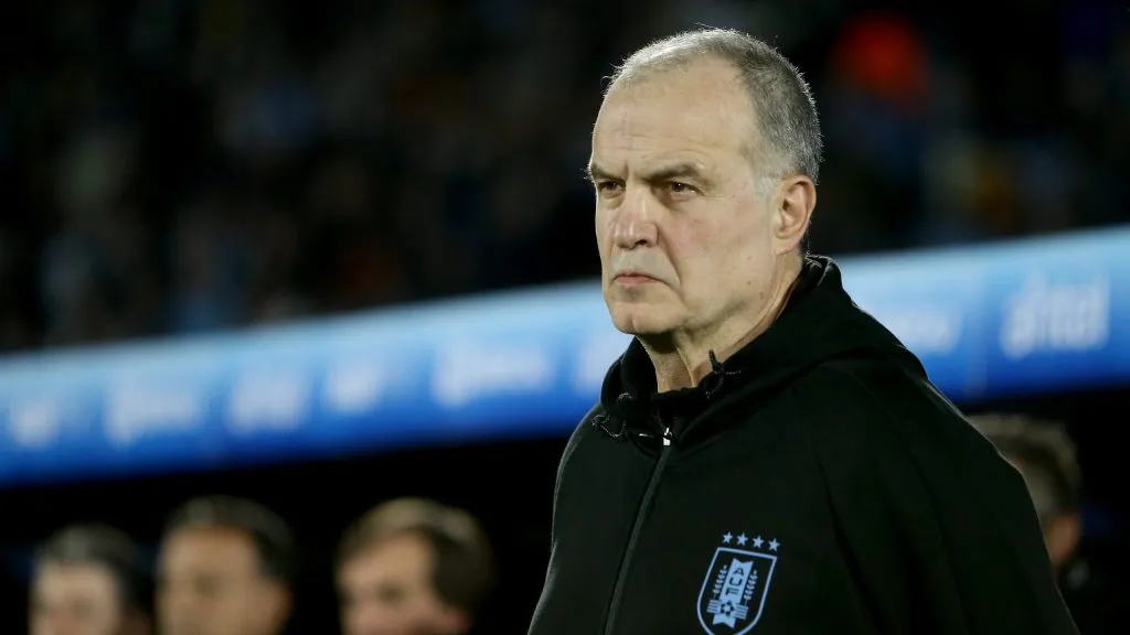 Marcelo Bielsa, de no poder ser DT de México a golearlo con Uruguay [Foto: Getty]