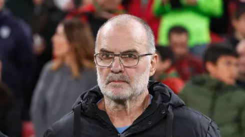 Bielsa dirige tácticamente a la selección uruguaya.