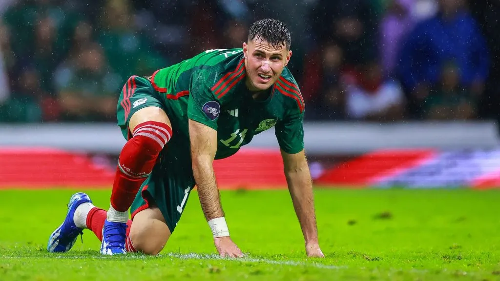 Santiago Giménez podría tener su segundo gran salto profesional [Foto: Getty]