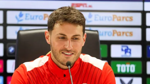 Santi Giménez recibió un afectuoso mensaje del astro argentino.