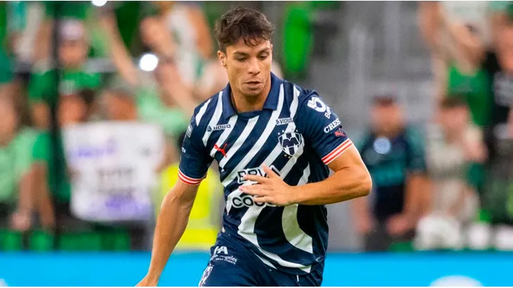 Oliver Torres no da por vencido a Rayados.