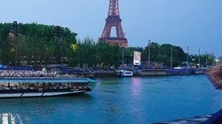 El río Sena fue contaminado por aguas residuales.