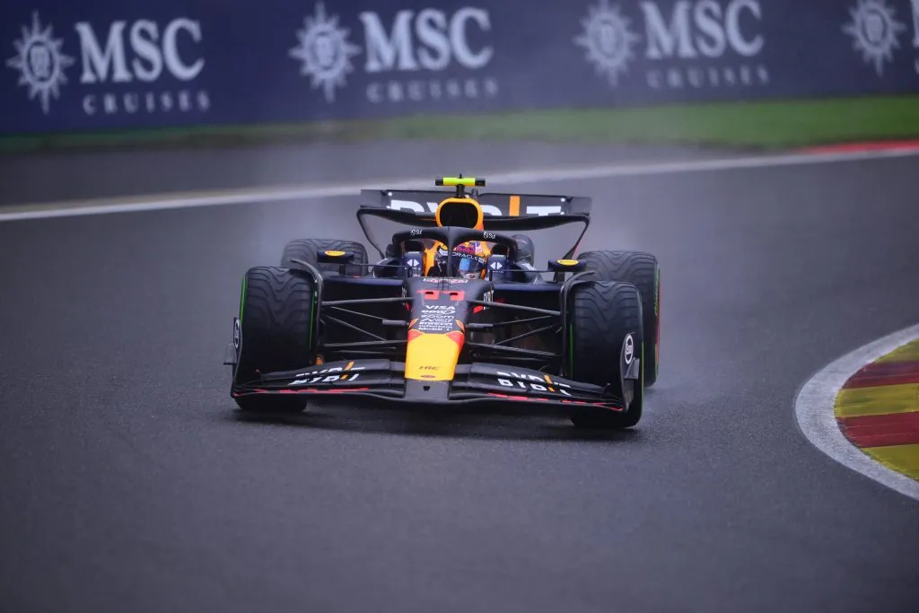 Checo Pérez largará segundo en el Gran Premio de Bélgica (IMAGO)