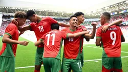 El partido se reanudó casi dos horas después por demora