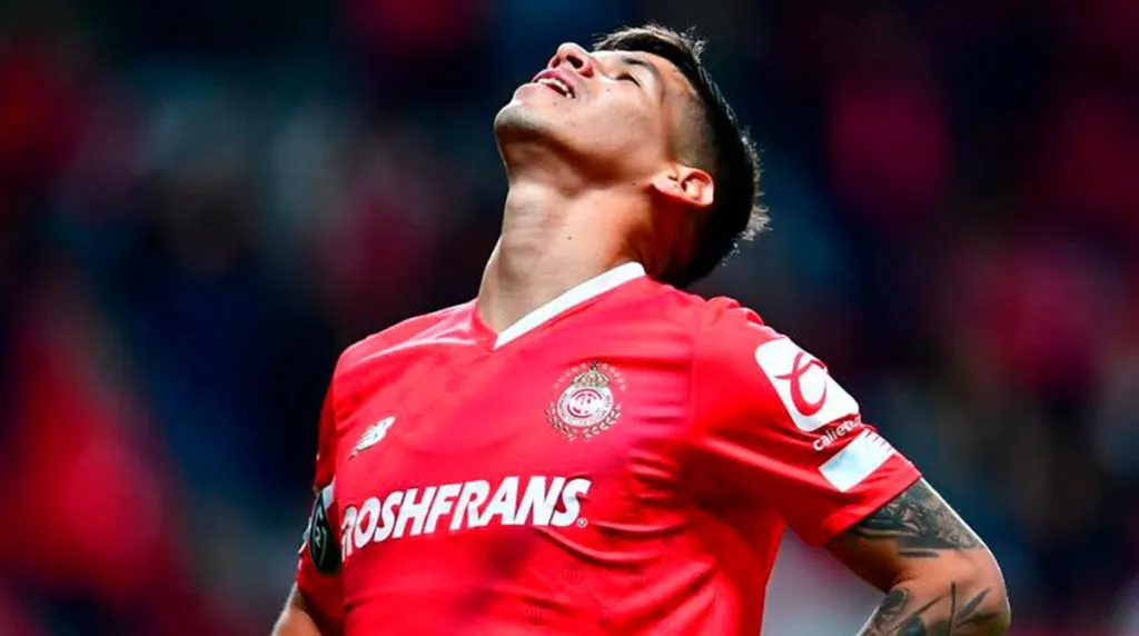 Robert Morales, muy reprobado por sus minutos [Foto: Toluca FC]