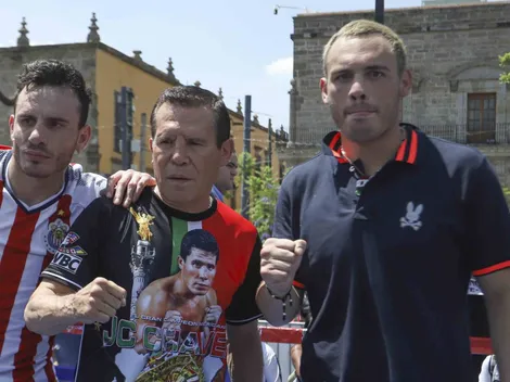 ¿Cuánto dinero tienen Julio César Chávez y su hijo?