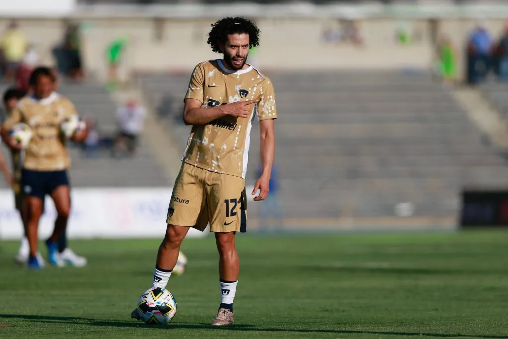Huerta aseguró que nunca antes había besado una playera. (Imago)