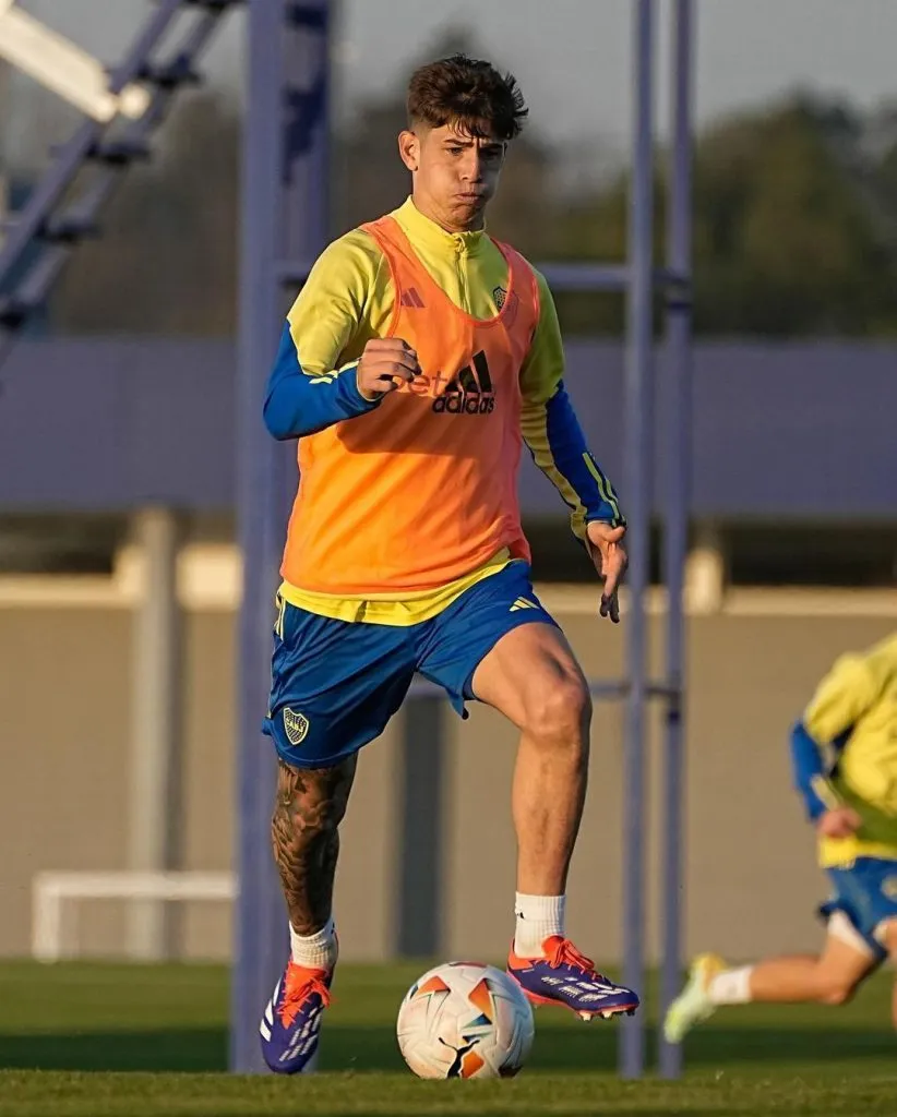 Toto Belmonte entrenando con Boca Juniors (Fuente: @totobelmonte)