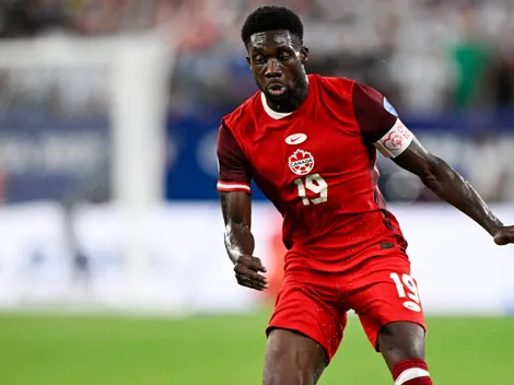 ¿Por qué no juega Alphonso Davies en Canadá vs. Uruguay?