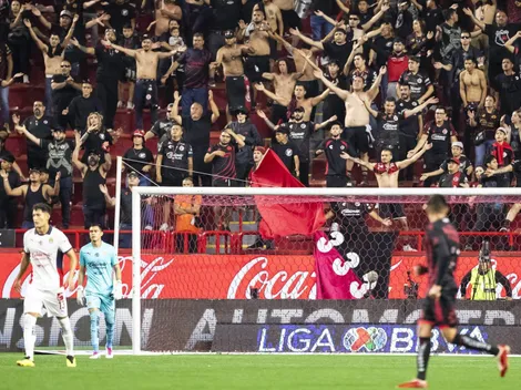 Una pelea entre aficionados de Xolos y Chivas terminó con incidentes