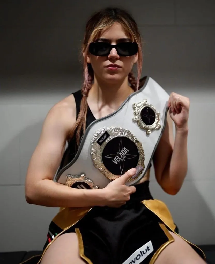 Rivers tuvo revancha y se pudo quedar con uno de los dos cinturones por los cuales peleó en La Velada del Año 3. (Instagram samyrivera)