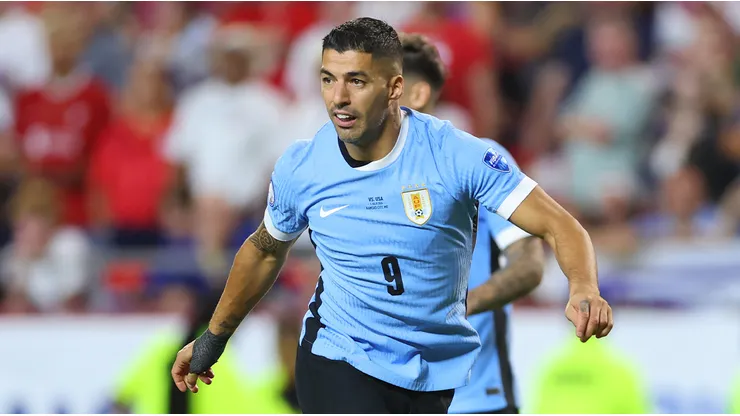 Luis Suárez no integra la alineación titular para esta noche.