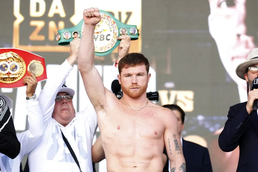 Canelo Álvarez quiere vencer a Edgar Berlanga y a la UFC en una misma noche.