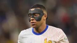 La preocupante imagen de Kylian Mbappé en el banquillo tras salir de cambio en Francia vs. Portugal
