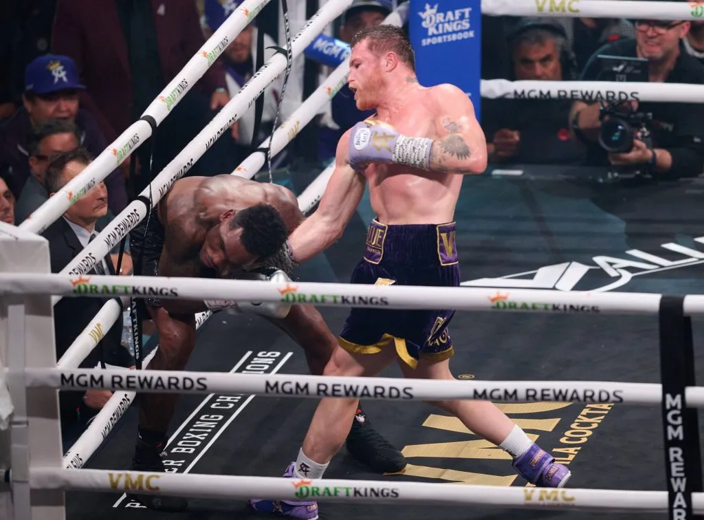 Canelo ya peleó contra Jermell Charlo. ¿Se viene Jermall? (IMAGO)