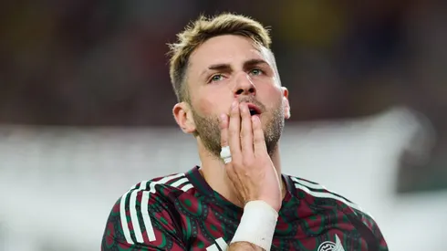 Fuera de Europa: el sorpresivo destino que podría tener Santiago Giménez tras la Copa América 2024