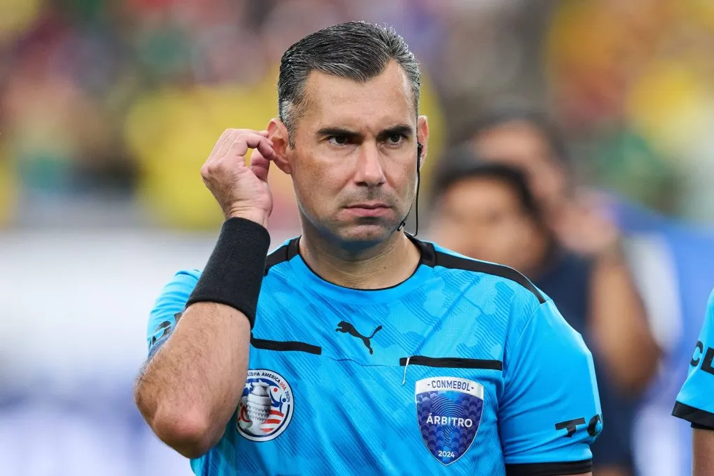 Para Felipe Ramos Rizo, el arbitraje de Escobar fue “irregular y de muy bajo nivel”. (Imago)