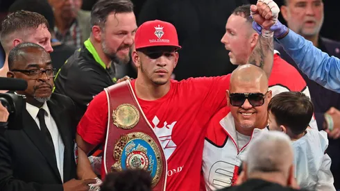 Canelo tiene nuevo posible rival con Edgar Berlanga