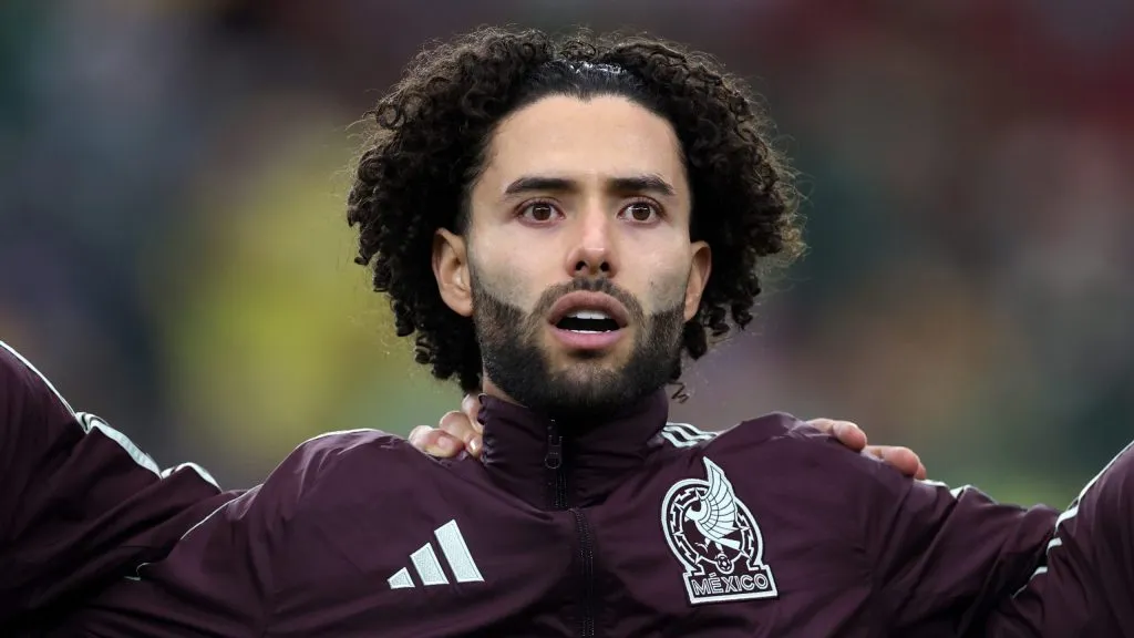 César Huerta sorprendió con un fuerte apoyo para el entrenador [Foto: Getty Images]