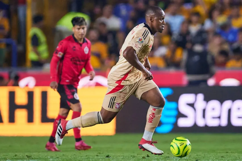 Torrado no descartó volver a registrar a Samir Caetano. (Imago)