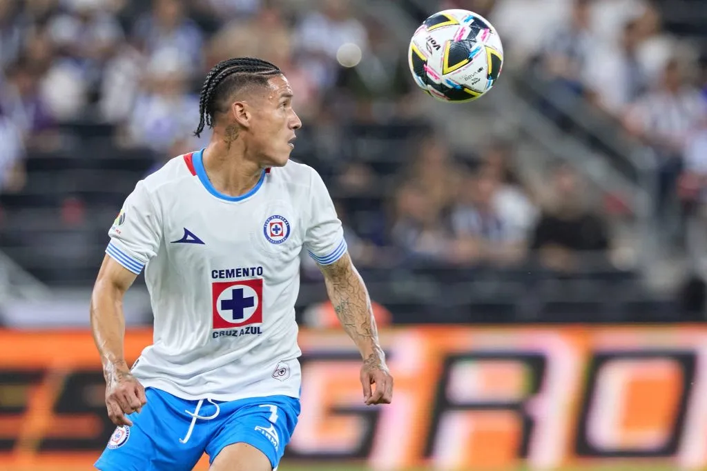 Según reportes, Rayados no accedió a pagar por Uriel Antuna lo que Cruz Azul le pidió. (Imago)