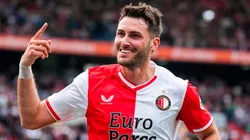 Santiago Giménez suma un fuerte pretendiente europeo.