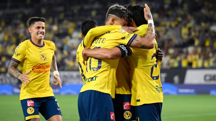Los jugadores de América, a puro festejo.