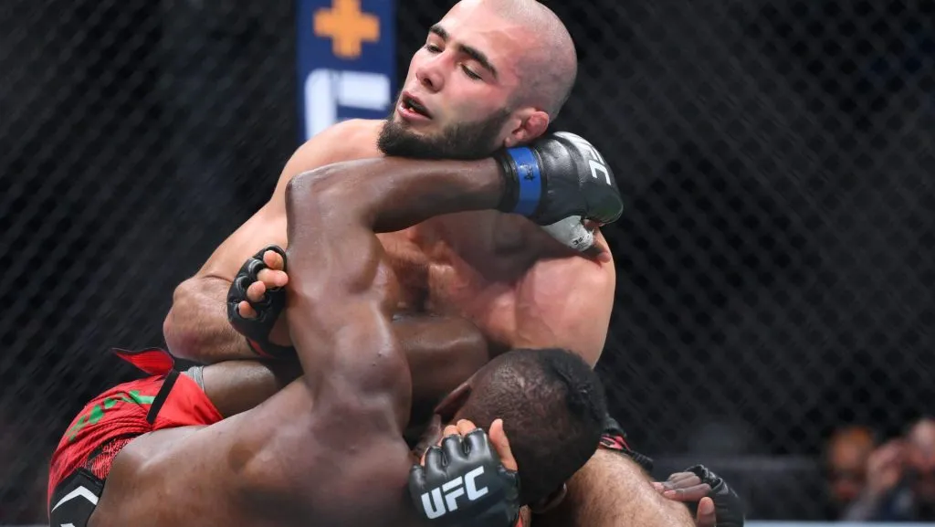 Muhammad Mokaev no convenció a la UFC ni con su estilo de lucha ni con sus formas fuera del octágono. (GETTY IMAGES)