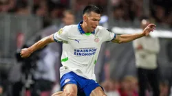 Hirving Lozano sigue sumando goles en el PSV