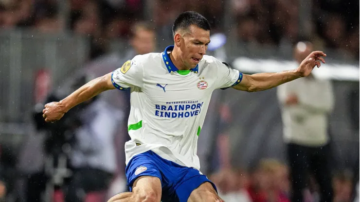 Hirving Lozano sigue sumando goles en el PSV