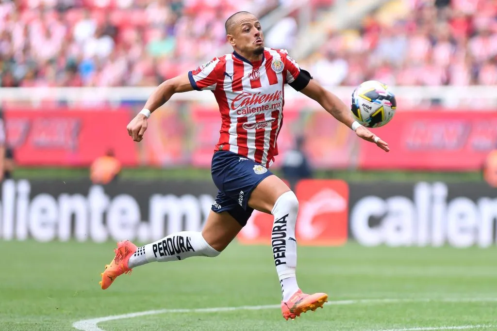 Chicharito Hernández no ha podido recuperarse de sus problemas musculares. (Imago)