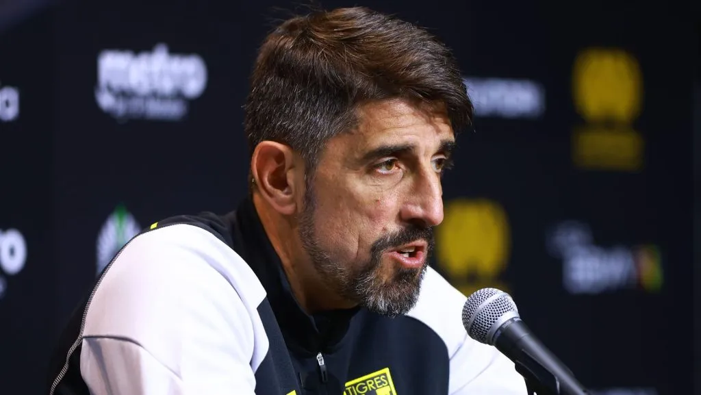 El entrenador reveló la verdad sobre el caso de Luis Quiñones (Imago7)