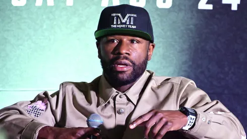 Floyd Mayweather le respondió a Julio César Chávez por la supuesta pelea que tendrán.