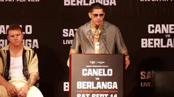 Edgar Berlanga dio a entender que David Benavidez tiene envidia por su pelea vs. Canelo Álvarez.