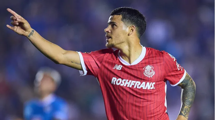 Maximiliano Araújo no está presente en la Leagues Cup