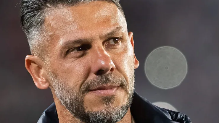 El entrenador argentino firmó contrato por dos años con Monterrey.