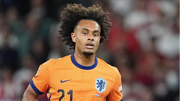Joshua Zirkzee genera esperanza en Manchester United