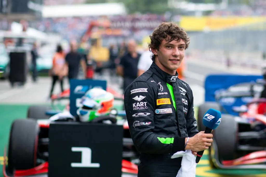 Kimi Antonelli será compañero de George Russell en Mercedes