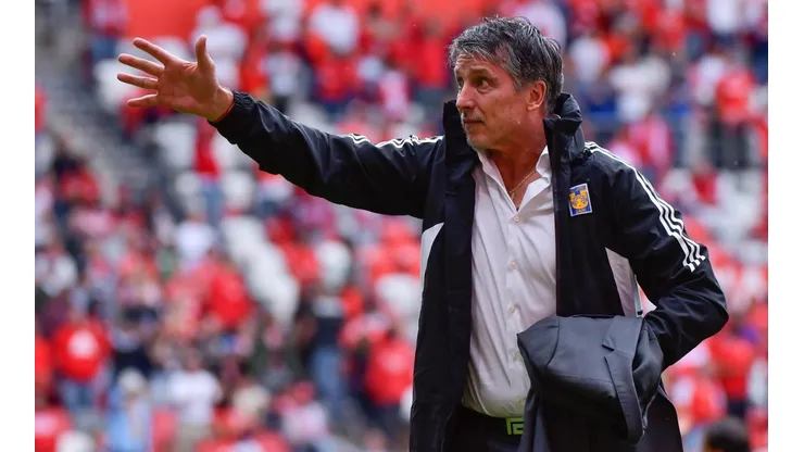 Siboldi ya le mete picante al Clásico Regio