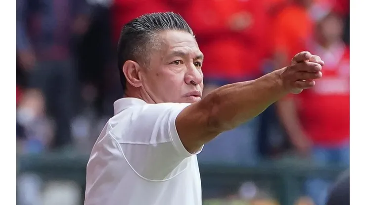 ¿Nacho Ambriz se queda en Toluca?