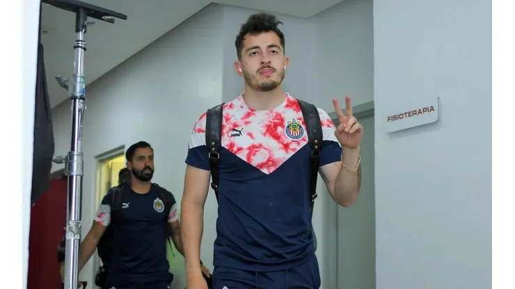 Alan Mozo en su llegada al estadio Jalisco.