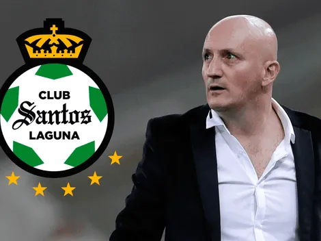 ¿Cuándo debuta Pablo Repetto y por cuánto tiempo firmó en Santos?