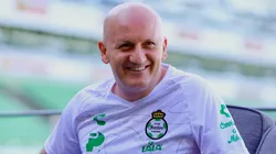 Pablo Repetto fue presentado en Santos Laguna.